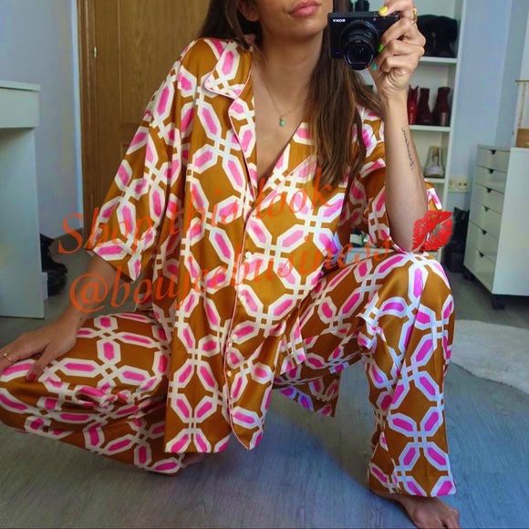 Zara Tops - ZARA Pajama Style Lounge Wear Top